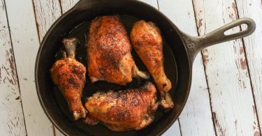 Сколько жарить курицу на сковороде